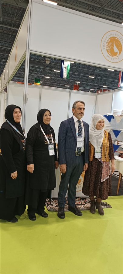 Genel Müdürümüz Sayın Taha Enes ŞENER, Helal Expo'da Kadın Kooperatiflerimiz ile Buluştu